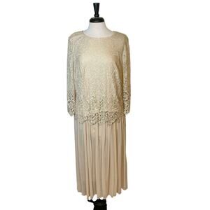 New ALEX EVENINGS Women’s Gold Lace Chiffon Formal Plus Size Dress Women's 16W